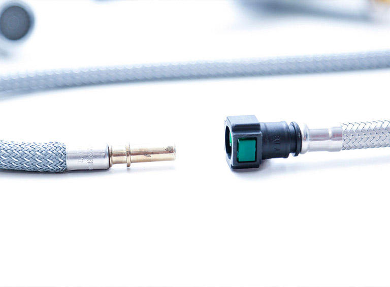 Quick Connectors for industrial fluid lines Quick Connectors for industrial fluid lines